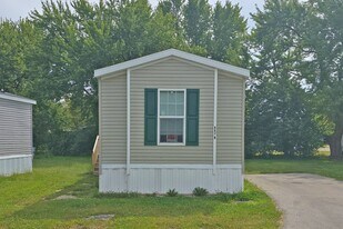 602 W 9th St in Storm Lake, IA - Building Photo