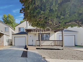 16961 SW Cashew Way in Beaverton, OR - Building Photo