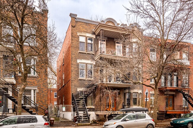 3470-3478 Fullum St in Montréal, QC - Building Photo - Primary Photo