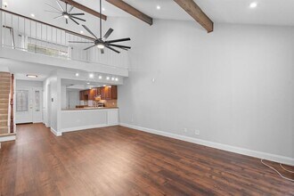 8310 Summerwood Dr in Austin, TX - Building Photo - Building Photo