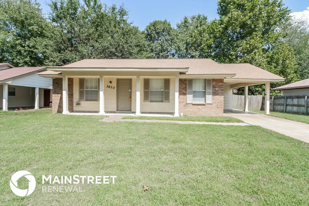 3610 Pembrook Dr in Horn Lake, MS - Building Photo