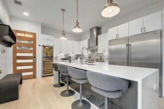 1605 New York Ave in Austin, TX - Building Photo - Building Photo