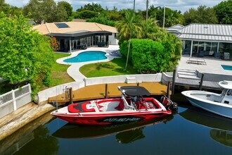 4450 NE 23rd Ave in Lighthouse Point, FL - Building Photo - Building Photo
