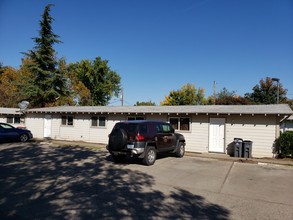 301-391 S Columbus Ave in Medford, OR - Building Photo - Building Photo