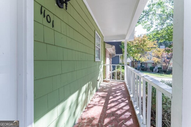 property at 1101 Old Saybrook Ct