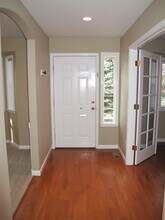 1120 SW Harbor Vista Cir in Oak Harbor, WA - Building Photo - Building Photo