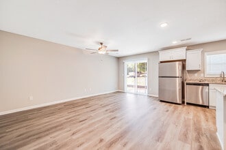 509 Pine in Odessa, MO - Building Photo - Building Photo