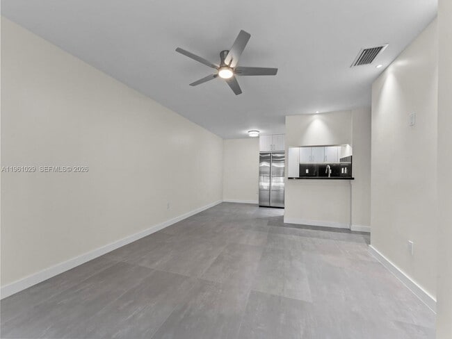 15639 SW 73rd Cir Terrace in Miami, FL - Building Photo - Building Photo