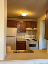 438 Judd Square in Wallingford, CT - Building Photo - Building Photo