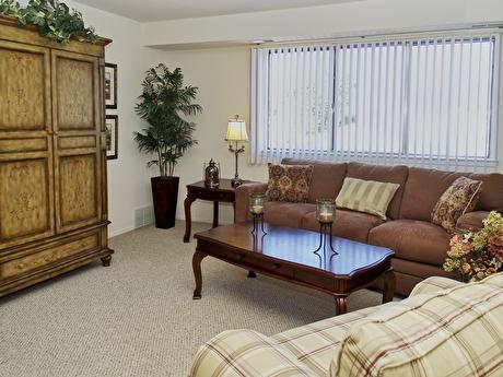 Garfield Park in Fraser, MI - Foto de edificio - Interior Photo
