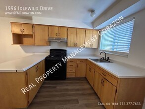 1996 Idlewild Dr in Reno, NV - Building Photo - Building Photo