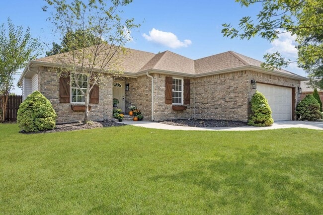 985 W Pembrook Ave in Nixa, MO - Building Photo - Building Photo
