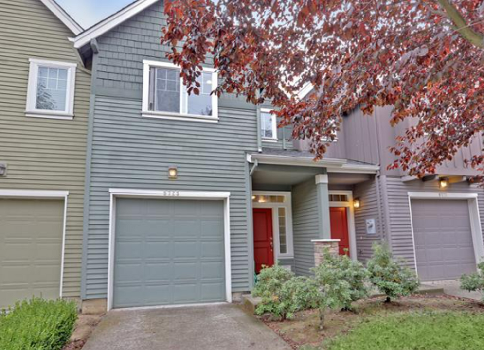 9725 N Jersey St in Portland, OR - Building Photo