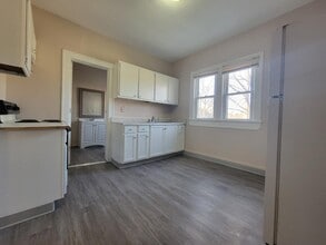 299 Lloyd St in Akron, OH - Building Photo - Building Photo