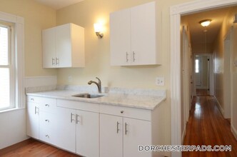 26 Taft St in Boston, MA - Building Photo - Building Photo