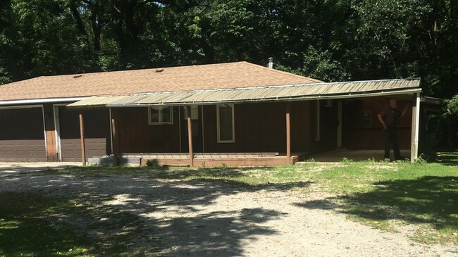 property at 7250a IL-47