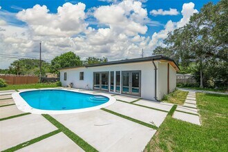 3105 SW 16th St in Fort Lauderdale, FL - Building Photo - Building Photo