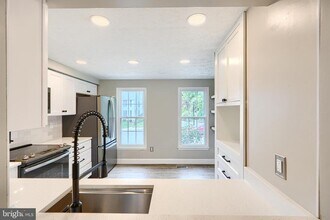 1725 Beechbank Way in Bel Air, MD - Foto de edificio - Building Photo