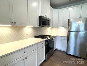 10476 Dalton Woods Ct NW in Huntersville, NC - Foto de edificio - Building Photo