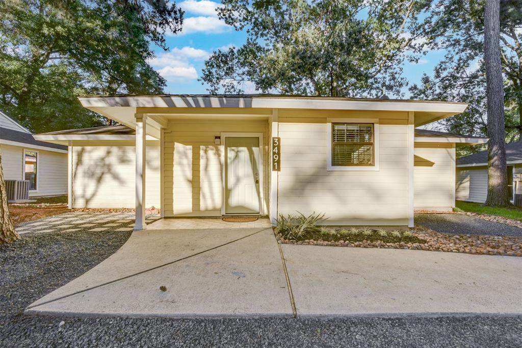3491 Balboa Cir in Montgomery, TX - Foto de edificio