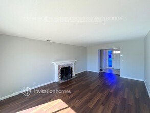 5404 Calistoga Way in Sacramento, CA - Building Photo - Building Photo
