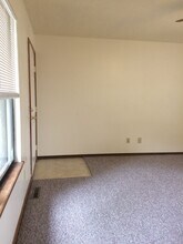 1008 N Walleye St in Nixa, MO - Building Photo - Building Photo