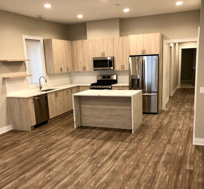 1401 W Cossitt Ave, Unit 3W in La Grange, IL - Building Photo - Building Photo