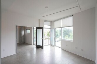 2115 Yeaman Pl in Nashville, TN - Building Photo - Building Photo