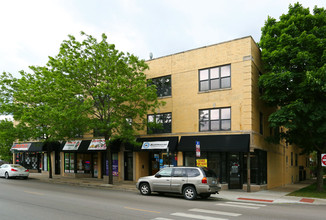 The Sawyer Apartments in Chicago, IL - Building Photo - Primary Photo