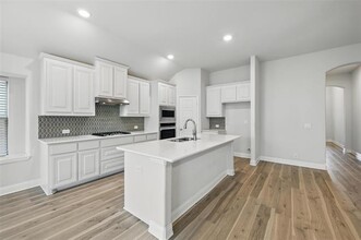 5825 Sandown Dr in Krugerville, TX - Building Photo - Building Photo
