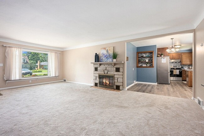 912 Dwillard Dr in Kalamazoo, MI - Building Photo - Building Photo
