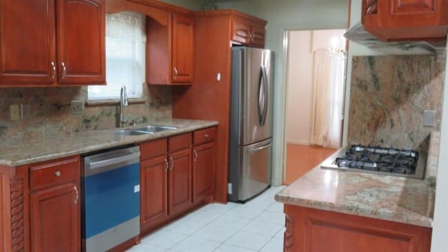 11931 Brighton Ln in Stafford, TX - Building Photo - Building Photo