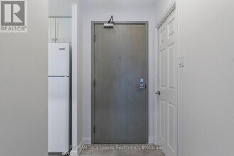 430 Pearl St in Burlington, ON - Building Photo - Building Photo