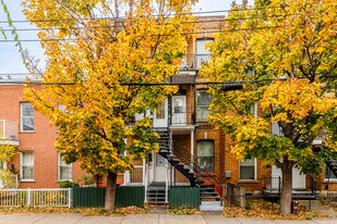 185 Lafleur Rue in Verdun, QC - Building Photo