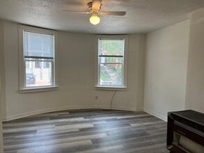 217 Webster St, Unit 1 in Boston, MA - Building Photo - Building Photo