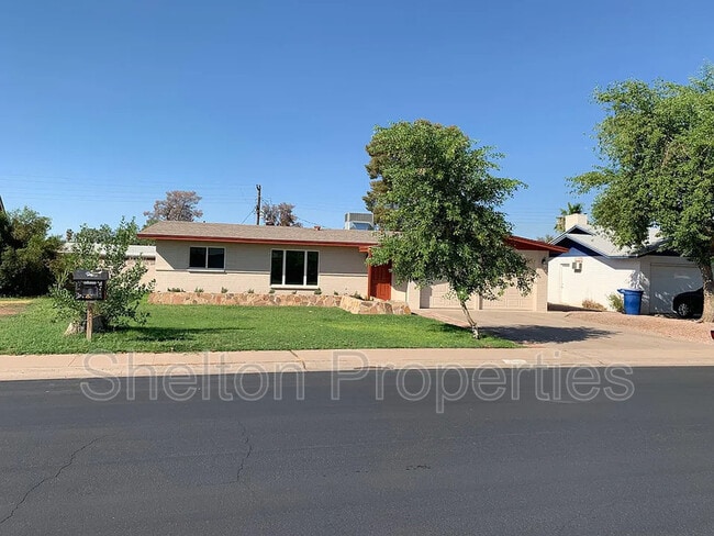 property at 523 E Malibu Dr