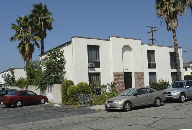 241 S San Marcos St in San Gabriel, CA - Foto de edificio - Building Photo