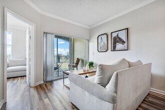 2040 Greenview Shores Blvd in Wellington, FL - Building Photo - Building Photo