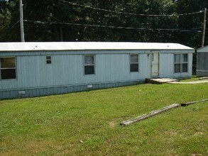 100 Lemay Hill Rd in Big Rock, TN - Building Photo - Building Photo