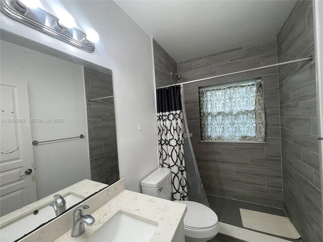 24940 SW 134th Ct in Homestead, FL - Foto de edificio - Building Photo