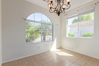 7407 W Darrow St in Phoenix, AZ - Building Photo - Building Photo