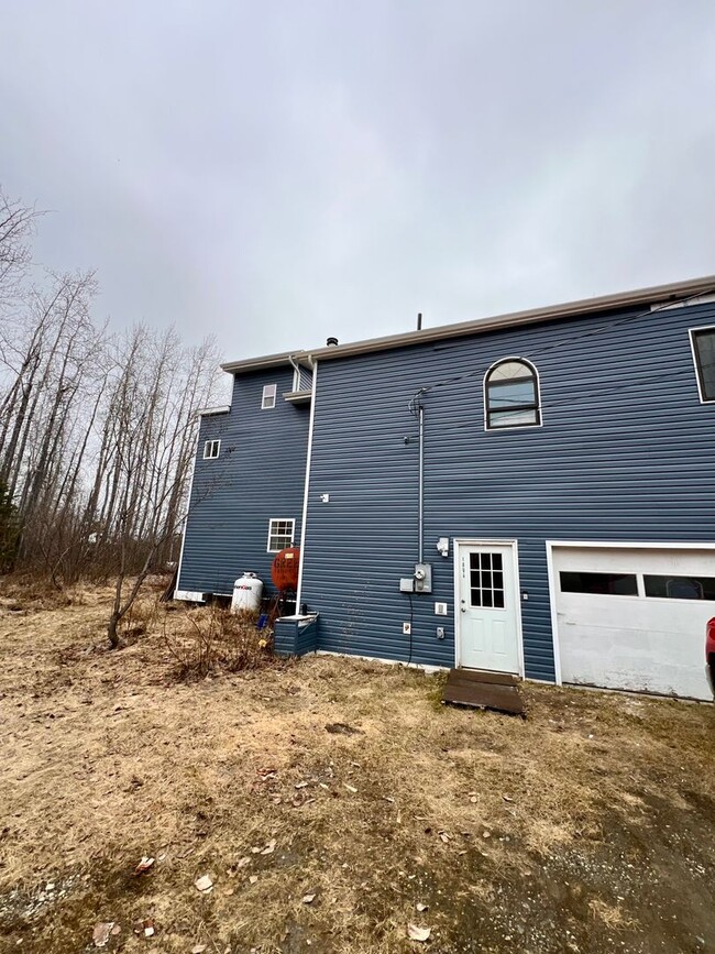 property at 1894 Perkins Dr