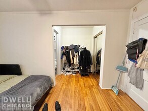 3333 N Marshfield Ave, Unit 207 in Chicago, IL - Building Photo - Building Photo