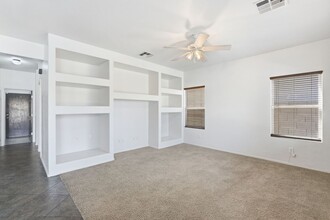 9228 W Raymond St in Tolleson, AZ - Building Photo - Building Photo