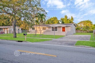 1712 NW 15th Ave in Fort Lauderdale, FL - Foto de edificio - Building Photo