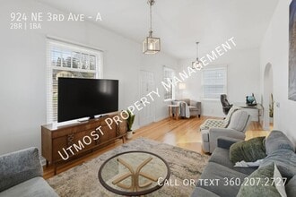 924 NE 3rd Ave in Camas, WA - Building Photo - Building Photo