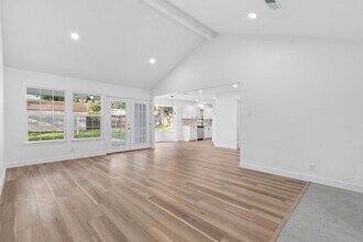 18049 Martin Dr in Conroe, TX - Building Photo - Building Photo