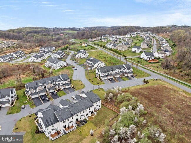 3411 Bergamont Wy in Chester Springs, PA - Building Photo - Building Photo