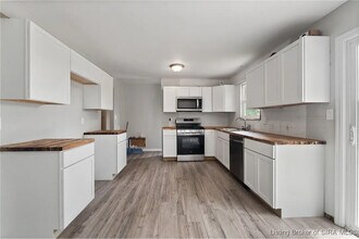 456 Thompson St in Charlestown, IN - Building Photo - Building Photo