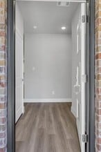 121 W Morton St in Denison, TX - Building Photo - Building Photo